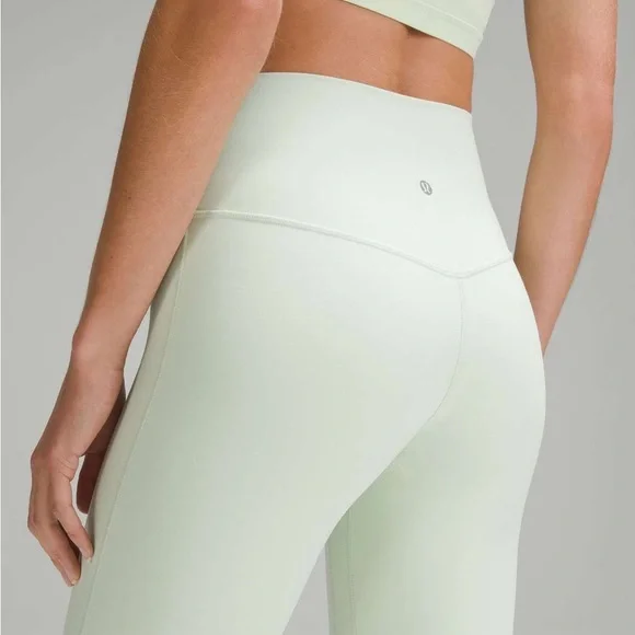 Lululemon Align High-Rise Pant 28 Leggings in Kohlrabi Green